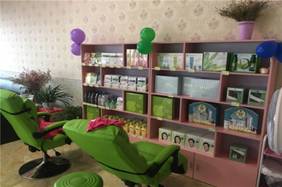 開化妝品店好嗎？小資生活領銜美妝市場新格局下的生活美容服務