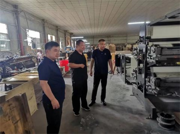 寶豐酒業(yè)走進許昌鑫之源印務 共繪跨界合作新藍圖